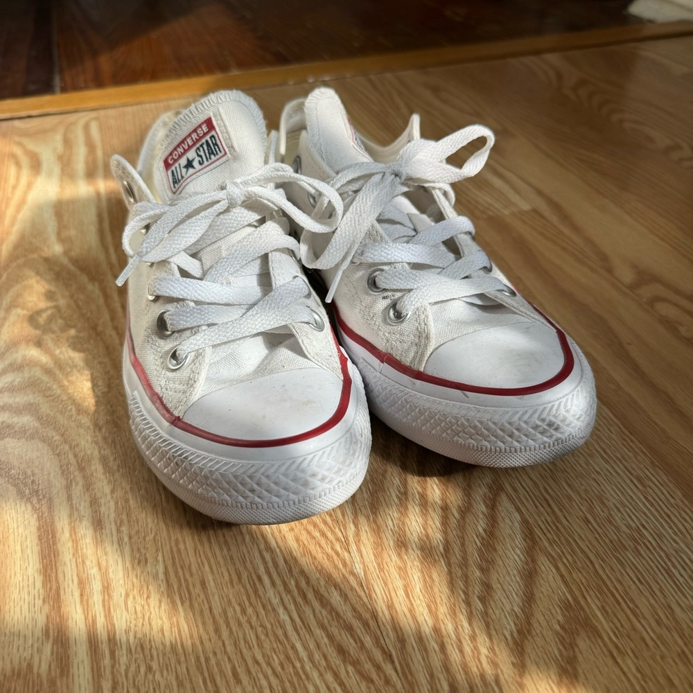 White converse